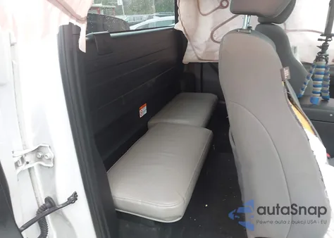 2021 Toyota Tacoma Sr z USA, uszkodzony, nr VIN 3TYRX5GN3MT015293